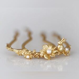 Avigail Adam - Bunny in a Flower Meadow Hair Prong - Gold